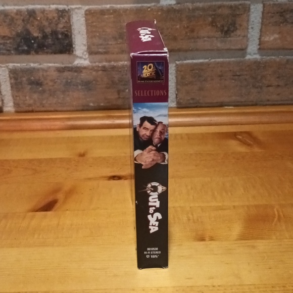 Out to sea vhs movie - Picture 4 of 7